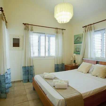 Skyros Villa