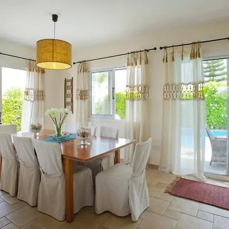 Villa Skyros Pernera